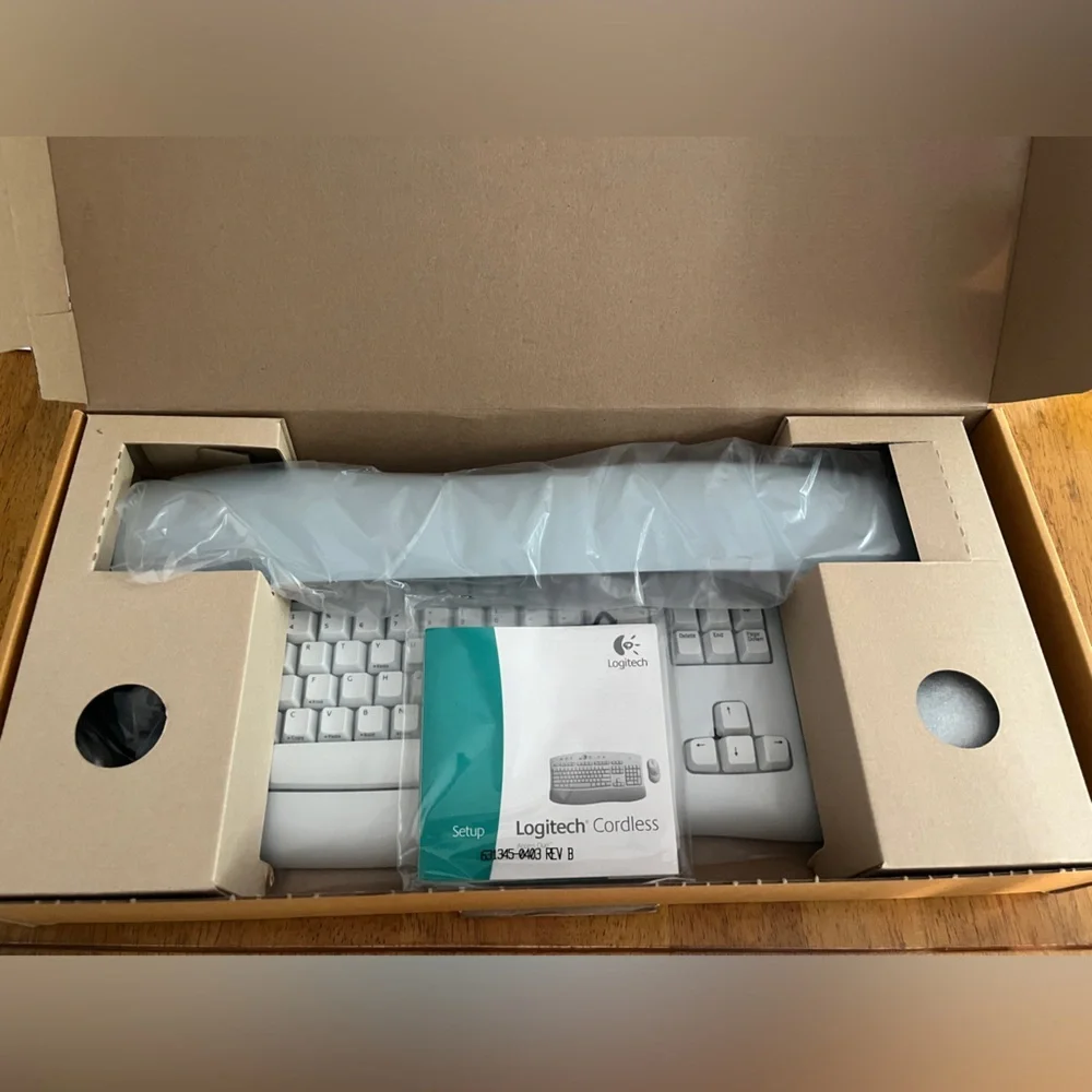 Logitech cordless access